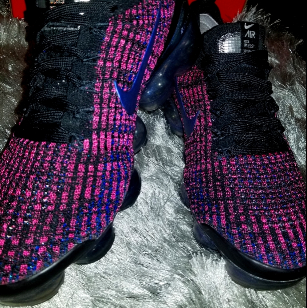 NIB Nike Air VaporMax Flyknit 3